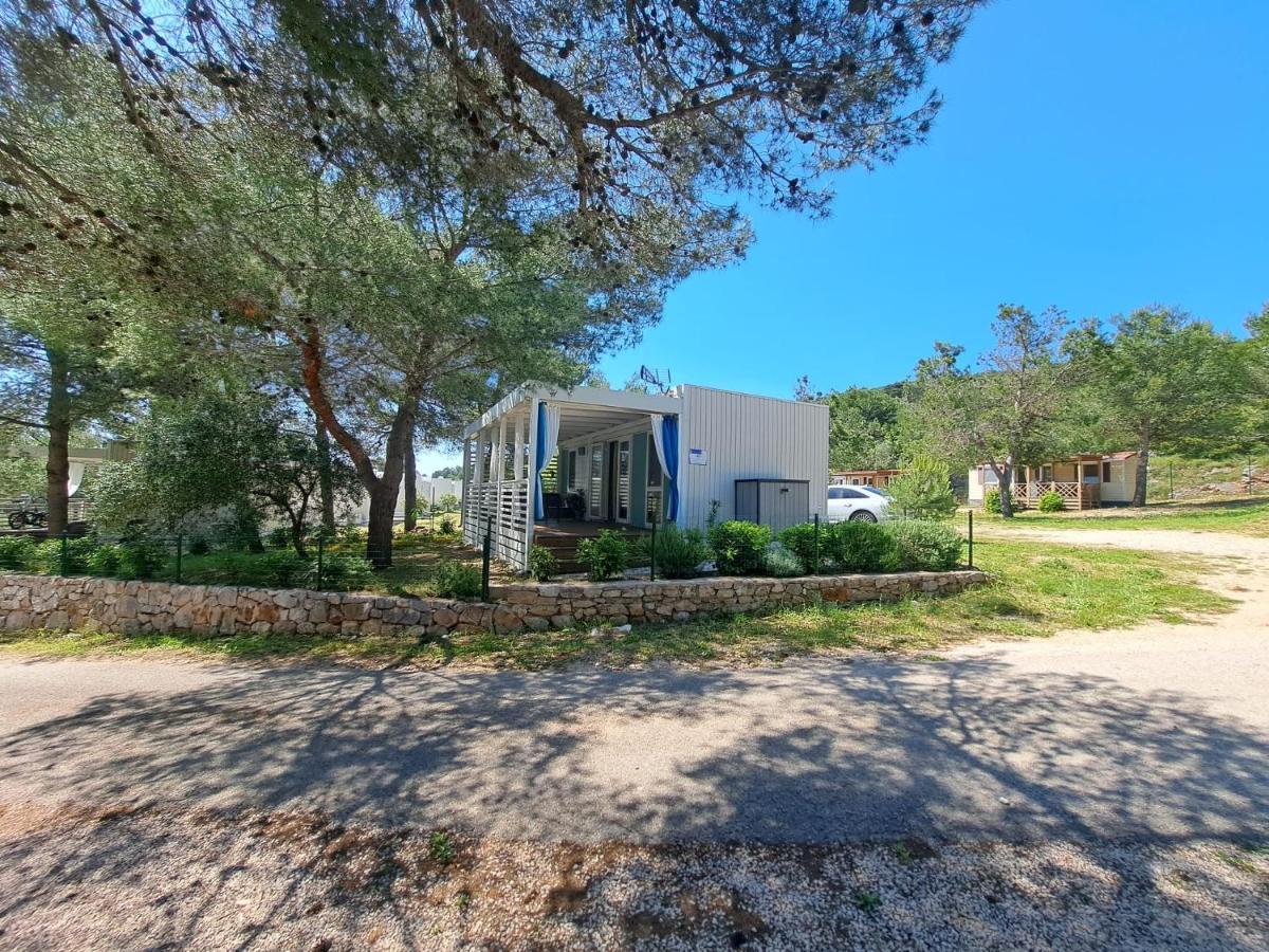 LunaSky Mobile Home Murter Jezera Esterno foto